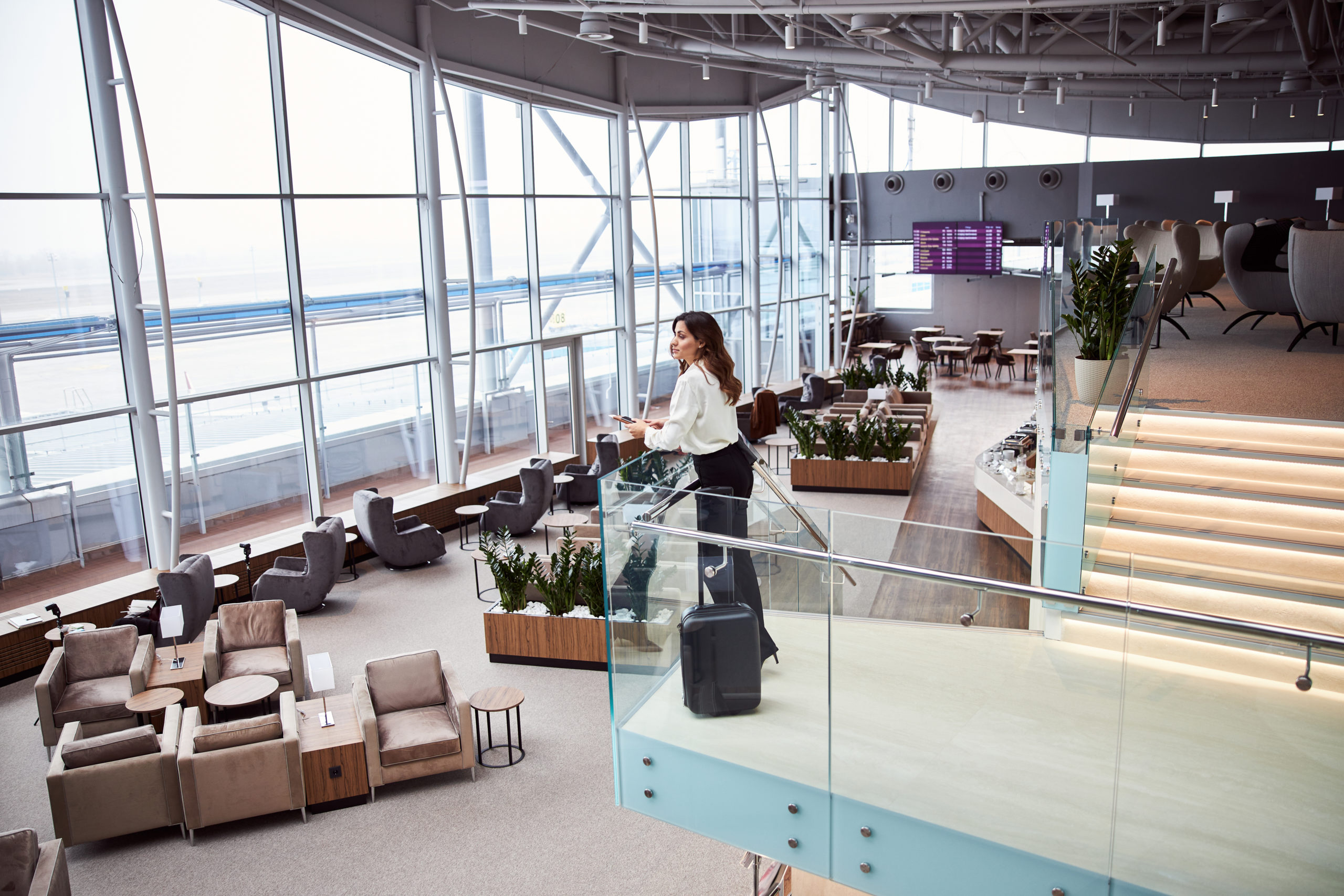 Optimise your reception areas and elevate your traveler's experience to a higher level.